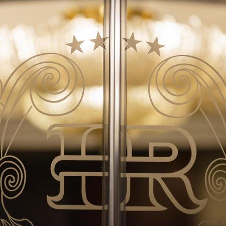 Hotel Rojan ซุลโมนา ภายนอก รูปภาพ