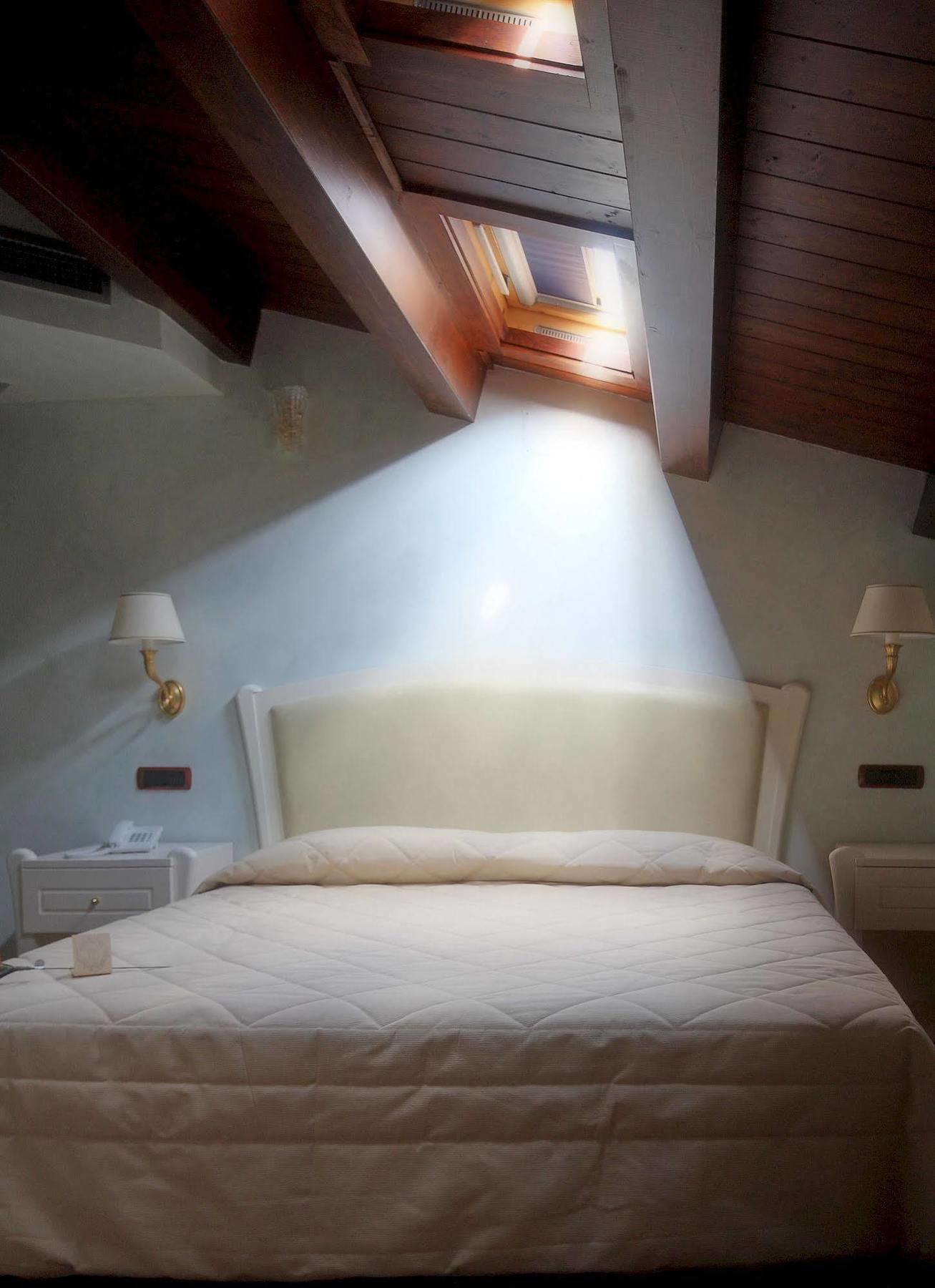 Hotel Rojan ซุลโมนา ภายนอก รูปภาพ